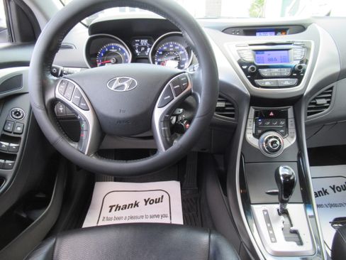 Used 2013 Hyundai Elantra GLS image 9
