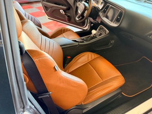 Used 2019 Dodge Challenger R/T Scat Pack Widebody RWD image 10