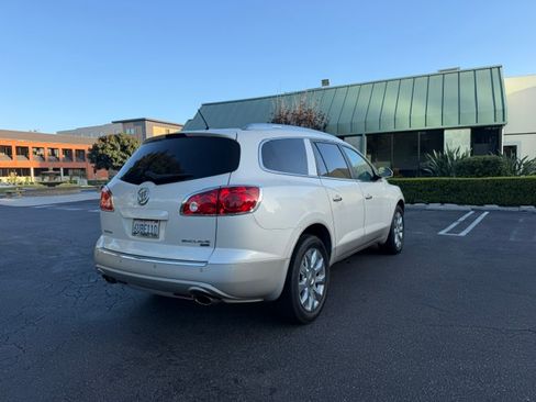 Used 2011 Buick Enclave 2WD CXL image 5