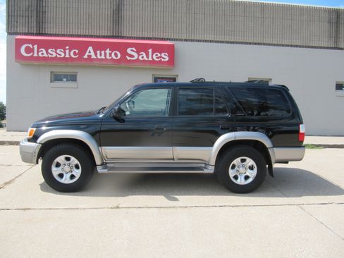 Used 2001 Toyota 4Runner 4WD Limited image 1