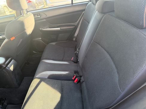 Used 2017 Subaru Crosstrek 2.0i Premium image 11