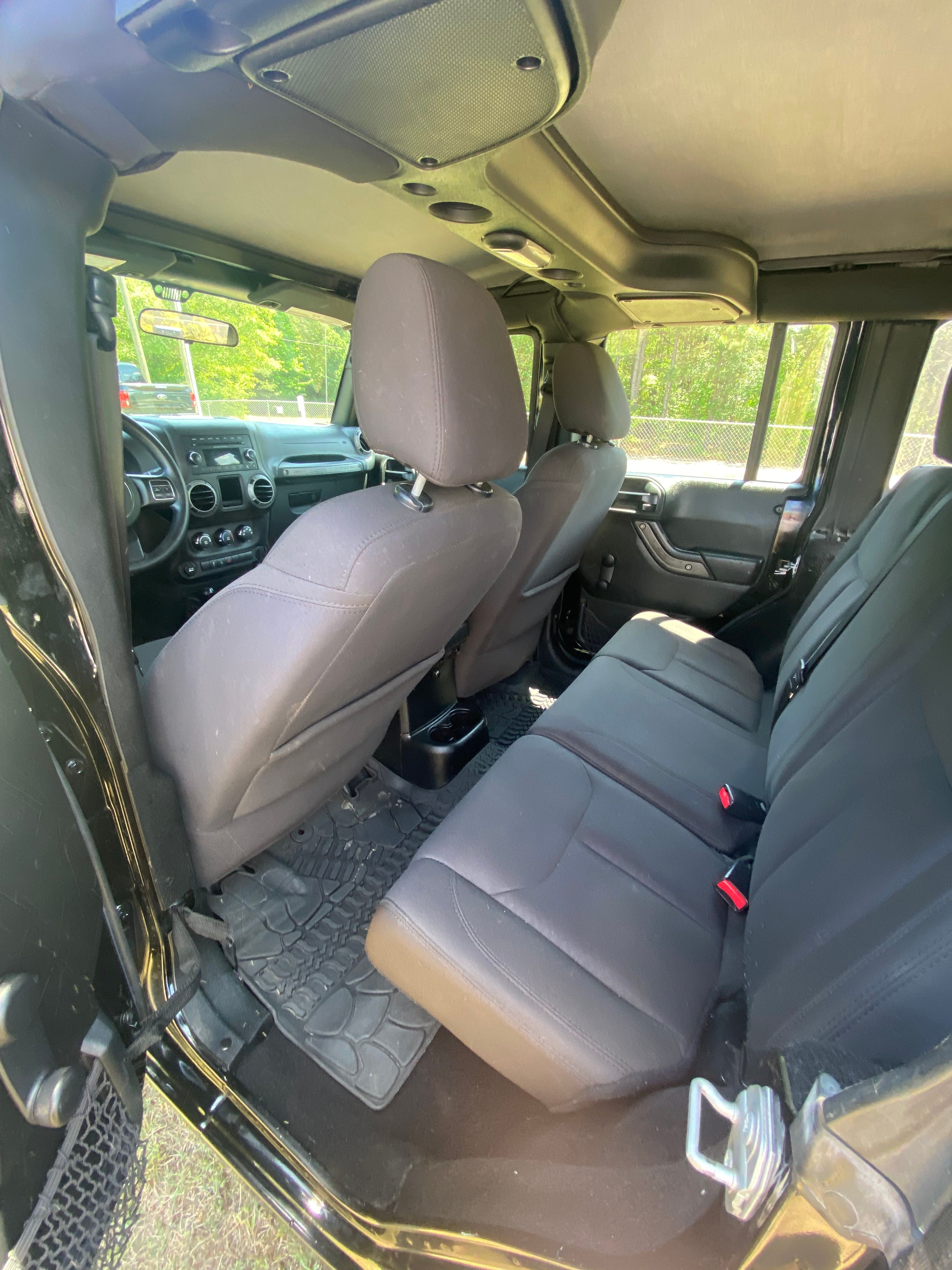 Used 2017 Jeep Wrangler 4WD Unlimited Sport image 6