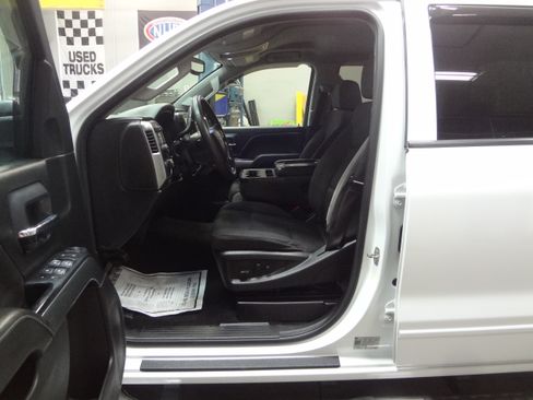 Used 2018 Chevrolet Silverado 2500 LT image 18
