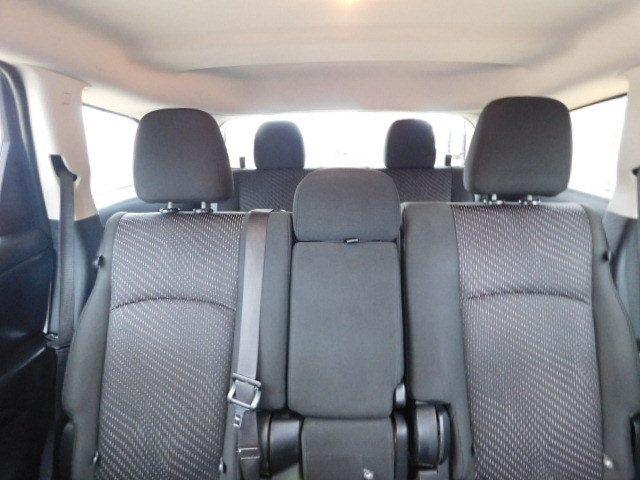 Used 2019 Dodge Journey FWD SE image 19