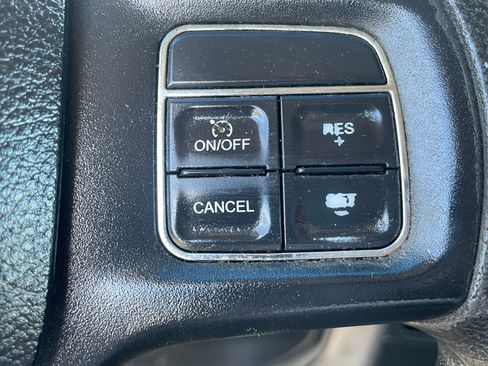 Used 2016 RAM 5500 image 12