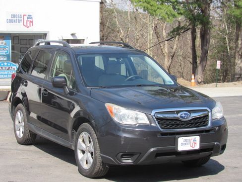 Used 2015 Subaru Forester 2.5i Premium image 12