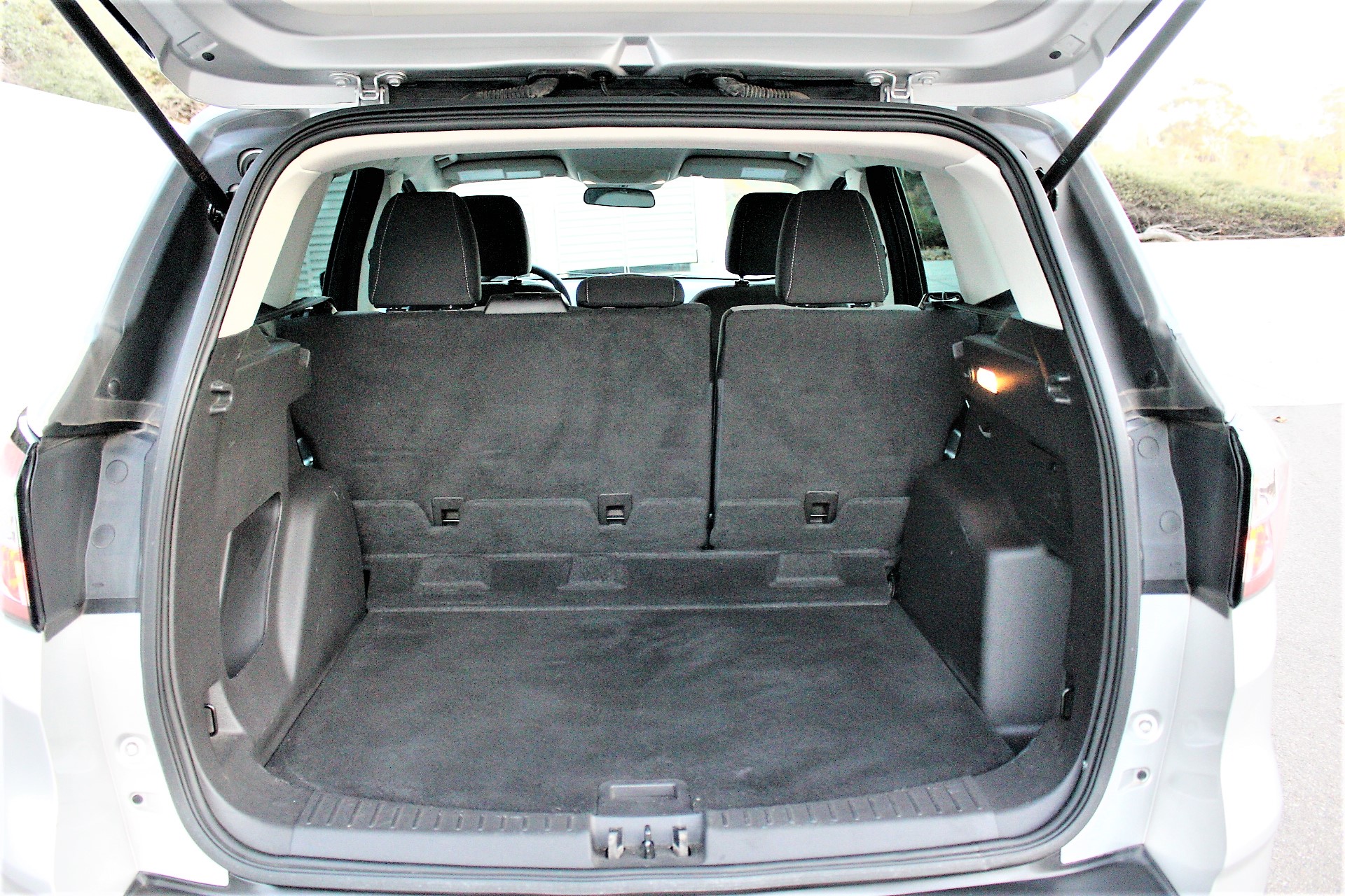Used 2017 Ford Escape FWD S image 9