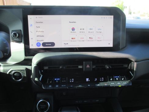 Used 2024 Toyota Land Cruiser UNAVAIL AWD/4WD image 5