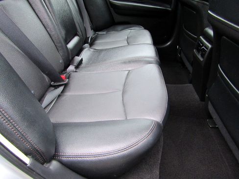 Used 2012 Nissan Maxima 3.5 SV FWD image 18