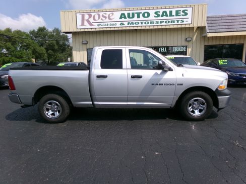 Used 2011 RAM 1500 4x4 Quad Cab image 6