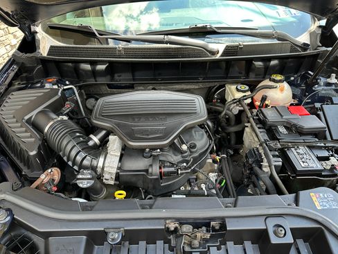 Used 2017 Cadillac XT5 Luxury image 18