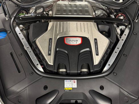 Used 2021 Porsche Panamera Turbo S image 18