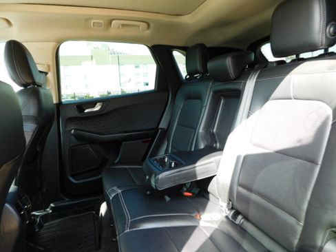 Used 2020 Ford Escape FWD SEL image 20