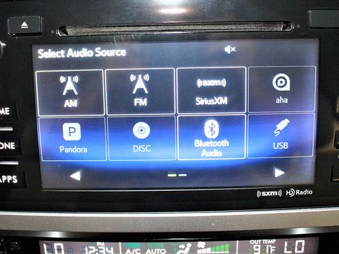 Used 2016 Subaru Outback 2.5i Premium AWD/4WD image 23