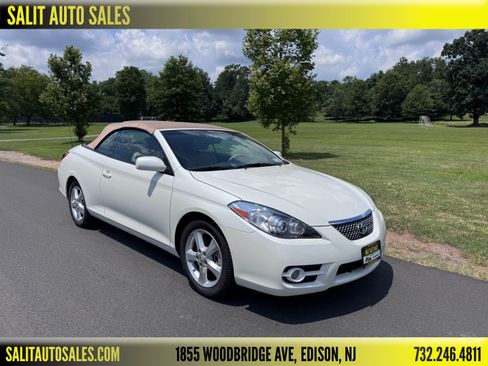 Used 2008 Toyota Solara SLE image 1