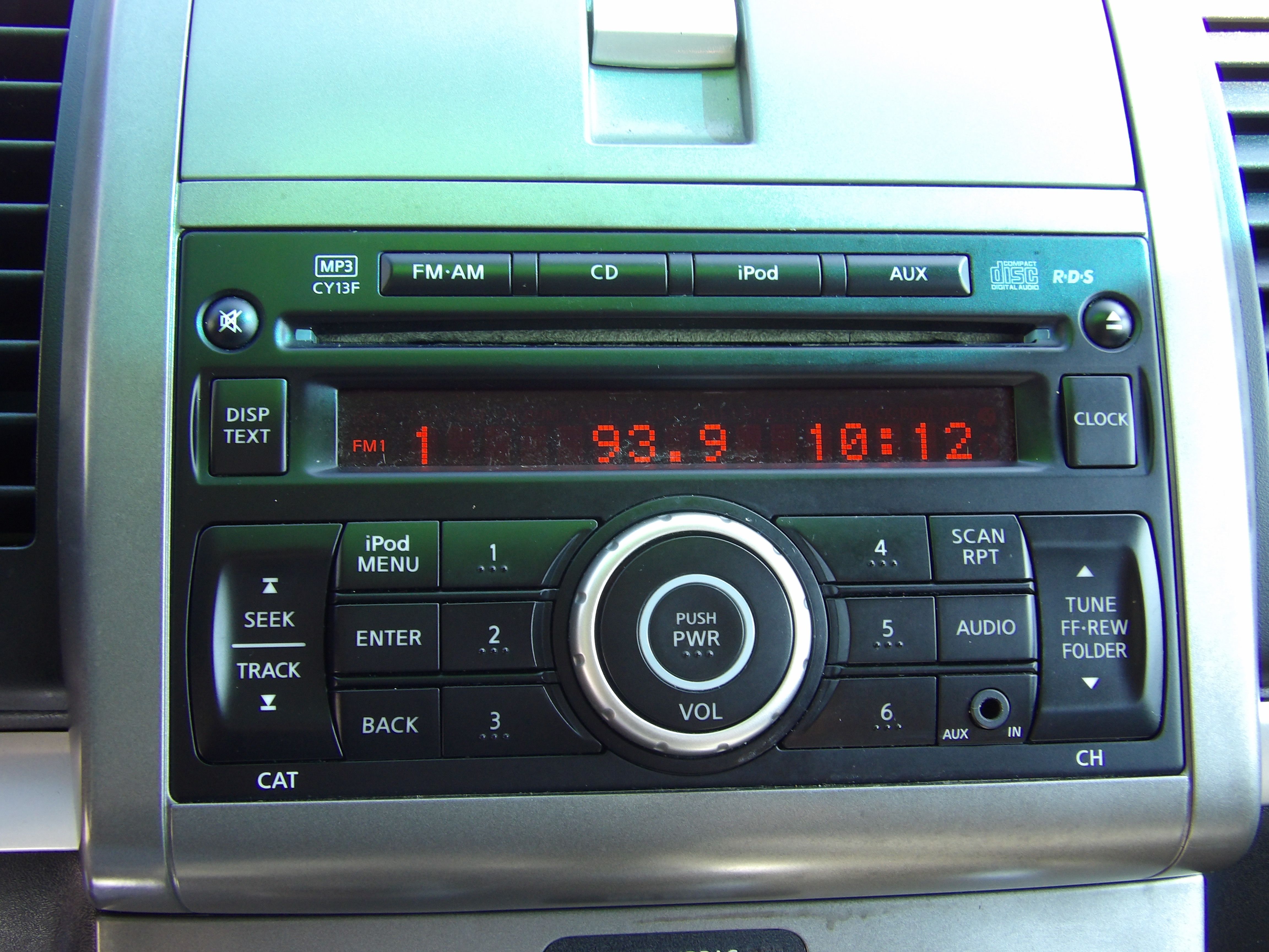 Used 2011 Nissan Sentra Sedan FWD image 9
