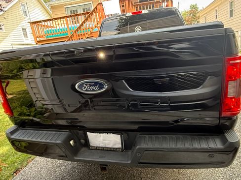 Used 2021 Ford F150 4x4 SuperCrew image 10