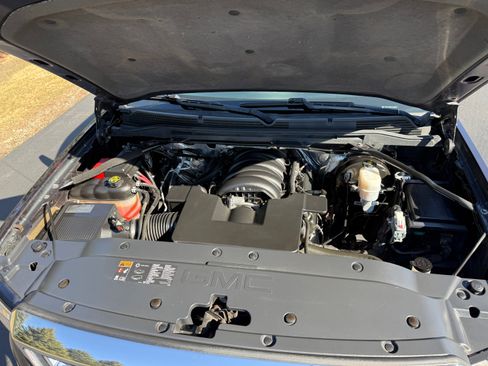 Used 2015 GMC Sierra 1500 SLE image 6