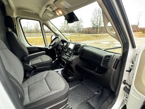 Used 2022 RAM ProMaster 2500 image 10