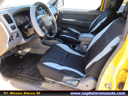 Used 2001 Nissan Xterra SE image 7