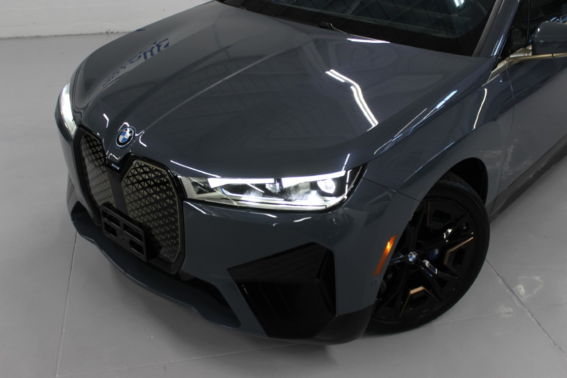 Used 2024 BMW iX M60 AWD/4WD image 5