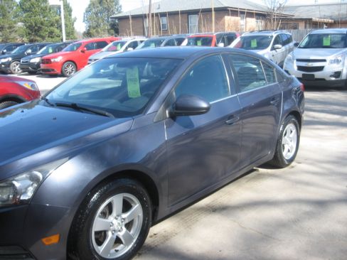 Used 2014 Chevrolet Cruze LT image 1