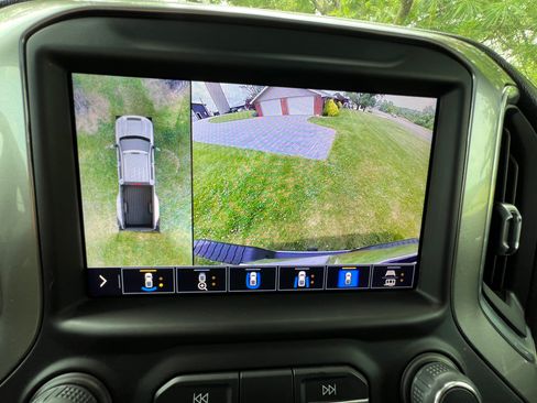 Used 2022 Chevrolet Silverado 3500 LTZ image 82