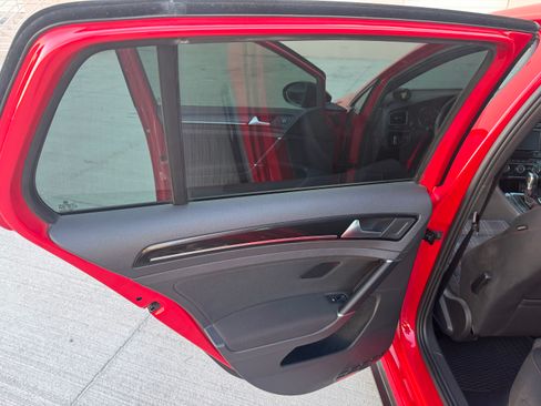 Used 2017 Volkswagen GTI Sport image 27