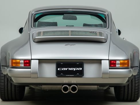Used 1989 Porsche 911 Carrera RWD image 6