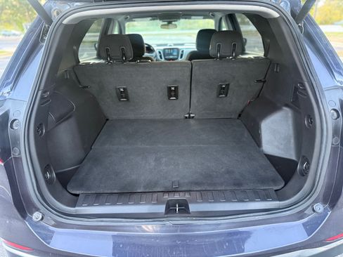 Used 2018 Chevrolet Equinox LT image 12