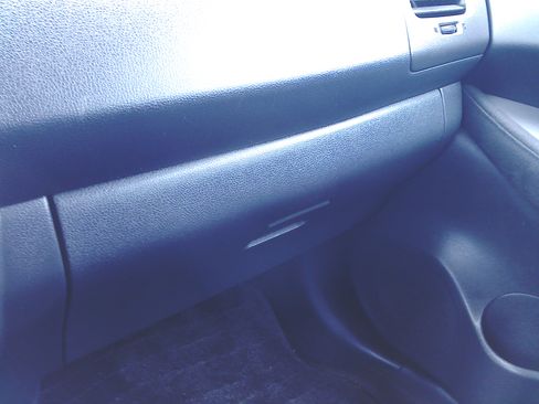 Used 2017 Nissan Leaf S image 17