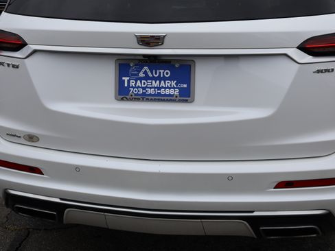 Used 2020 Cadillac XT6 Premium Luxury image 12