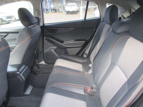 Used 2021 Subaru Crosstrek 2.0i Premium AWD/4WD image 8