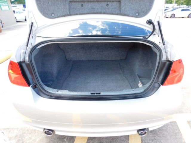 Used 2011 BMW 335d Sedan RWD image 8