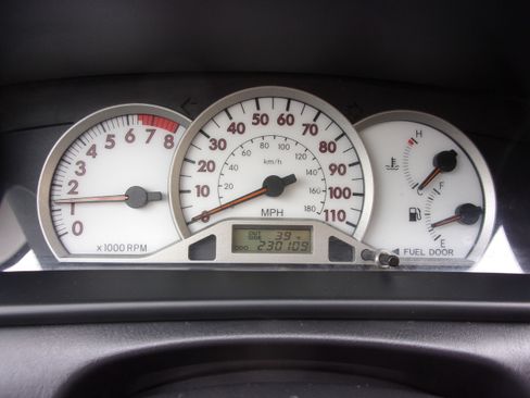 Used 2006 Toyota Corolla S image 11