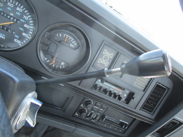 Used 1991 Dodge D/W Truck 150 AWD/4WD image 27