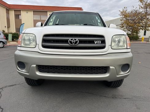 Used 2004 Toyota Sequoia SR5 image 10