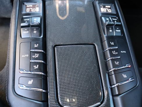 Used 2016 Porsche Panamera GTS image 21