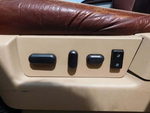 Used 2012 Ford F150 King Ranch image 9