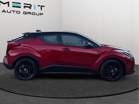 Used 2022 Toyota C-HR Nightshade image 10