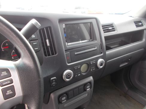Used 2006 Honda Ridgeline RTS image 8