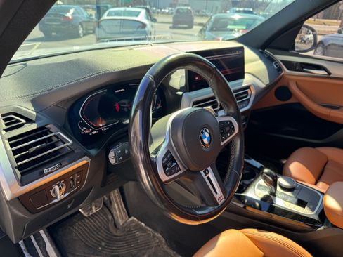 Used 2022 BMW X3 M40i image 11