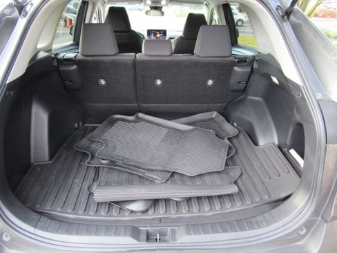 Used 2023 Toyota RAV4 LE image 16