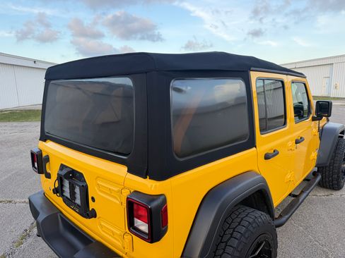 Used 2019 Jeep Wrangler 4WD Unlimited Sport image 48