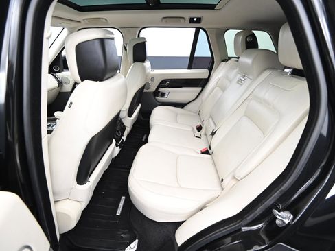 Used 2018 Land Rover Range Rover Supercharged image 40