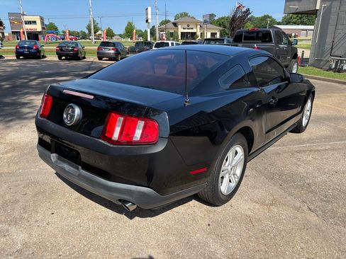 Used 2012 Ford Mustang Coupe RWD image 6