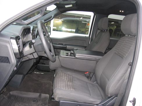 Used 2021 Ford F150 STX image 6