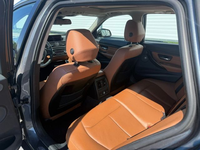 Used 2014 BMW 328i xDrive Wagon AWD/4WD image 13