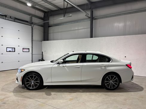 Used 2020 BMW 330i xDrive w/ Driver Assist image 5