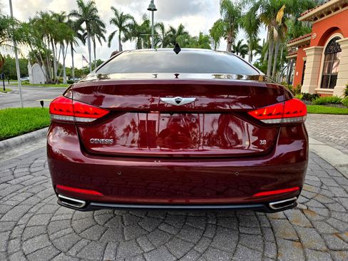 Used 2015 Hyundai Genesis 3.8 image 14
